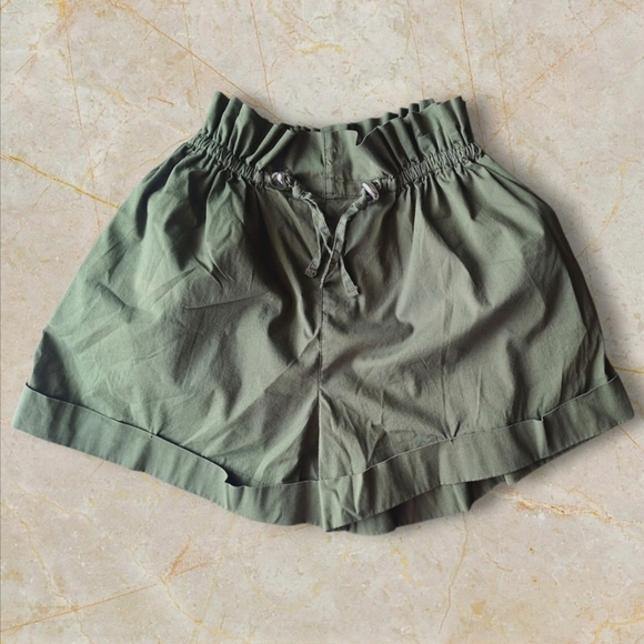 Habitual Other - Habitual Girl Olive Green Elastic Side Pocket Waist Shorts Size 12